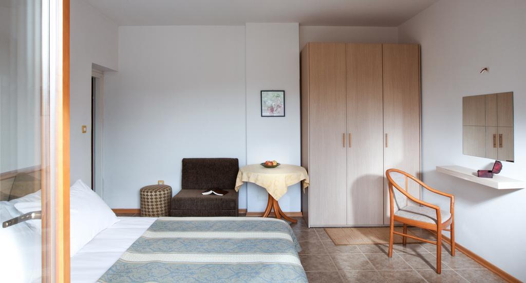 B&B Moderno Fažana Rom bilde